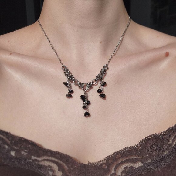 Gothic black crystal obsidian necklace with a small silver chain - Picture 5 of 5